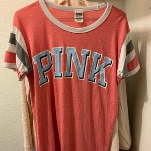 T- shirt